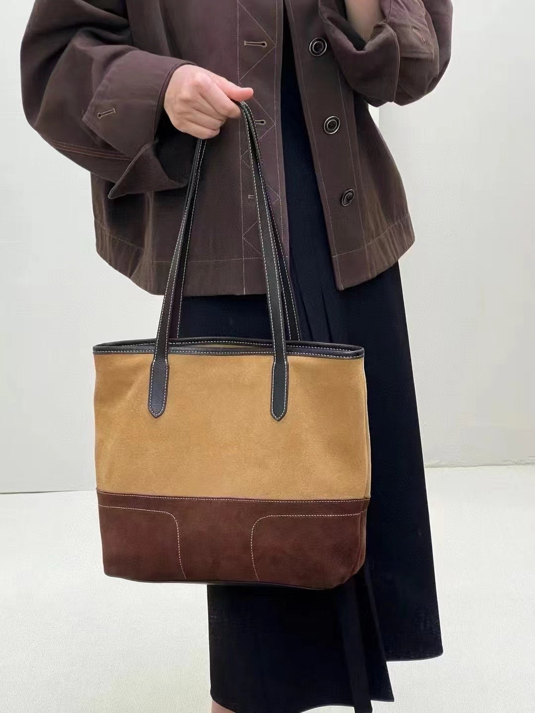 Medium Suede Leather Tote Bag for Women ā Caramel & Brown, Elegant Everyday Handbag