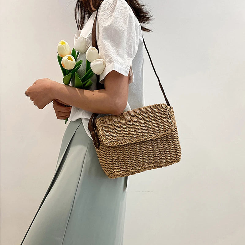 Weave Straw Shoulder Bag Raffia Messenger Bag New Trendy Vintage Crossbody Bag for Summer Straw Beach Bag