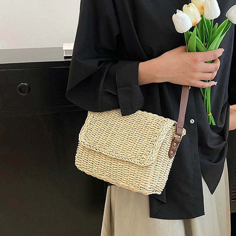 Weave Straw Shoulder Bag Raffia Messenger Bag New Trendy Vintage Crossbody Bag for Summer Straw Beach Bag