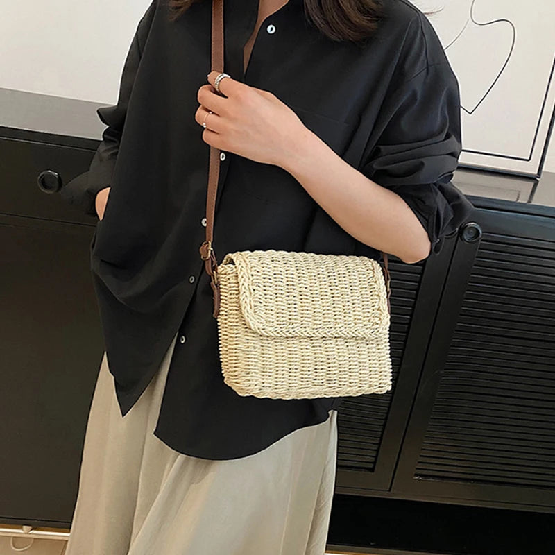 Weave Straw Shoulder Bag Raffia Messenger Bag New Trendy Vintage Crossbody Bag for Summer Straw Beach Bag