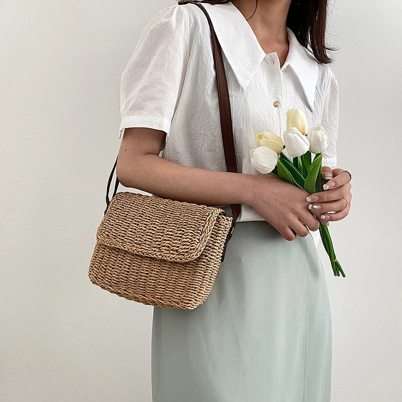 Weave Straw Shoulder Bag Raffia Messenger Bag New Trendy Vintage Crossbody Bag for Summer Straw Beach Bag