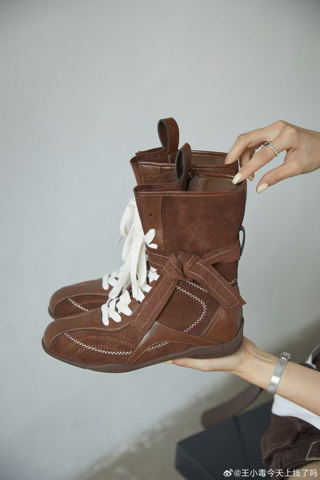 Boho-Chic Suede High-Top Boots – Bold & Stylish for Fall/Winter